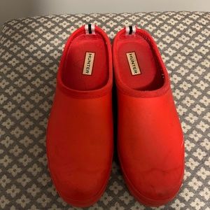 Hunter Women's Play Clog - Red Size 9